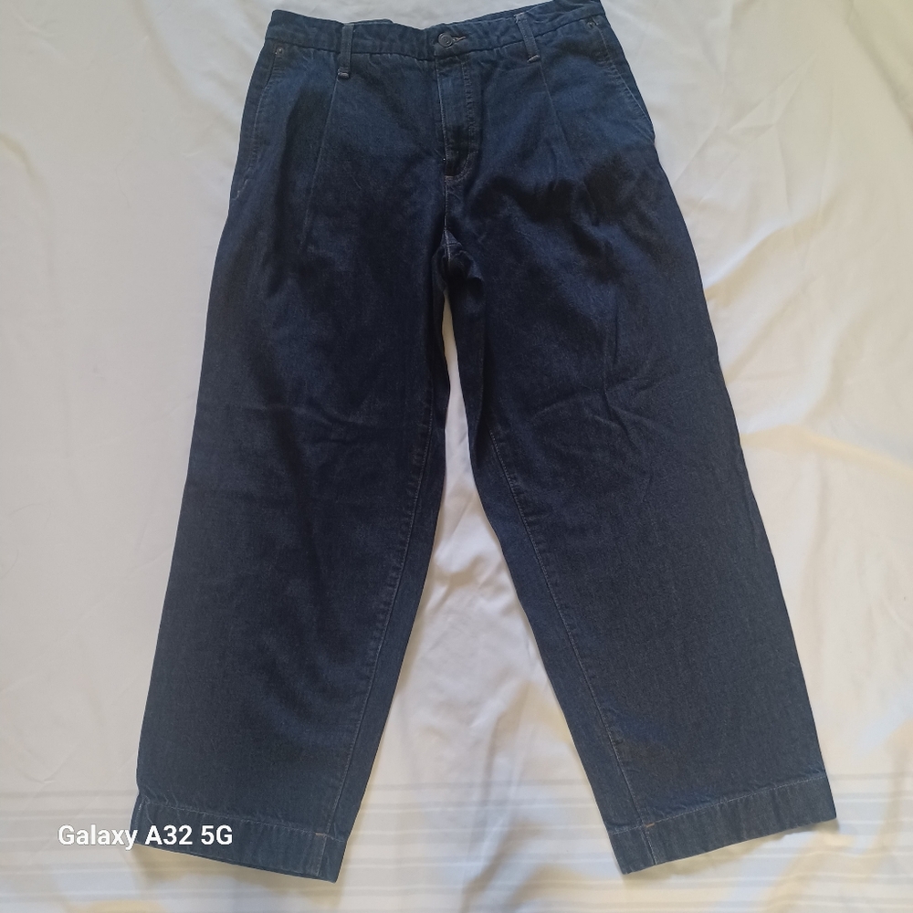 Banana Republic Women Size 30/10 Deep Indigo Relaxed Jeans - Picture 3 of 16